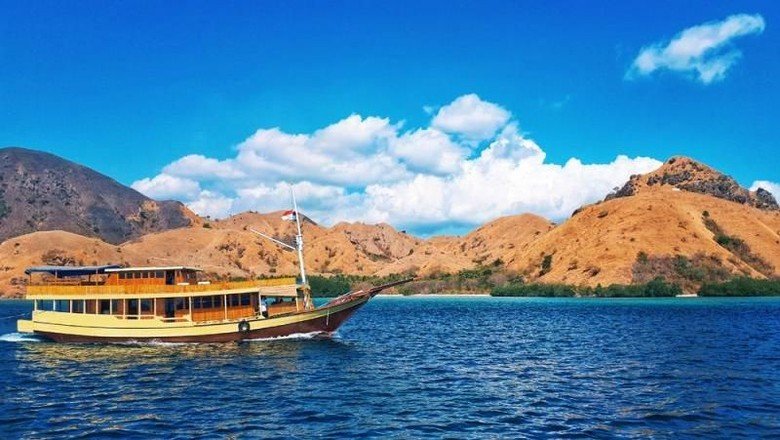 open trip komodo