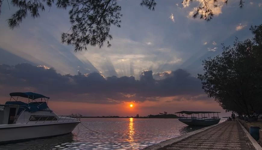 rekomendasi pantai semarang