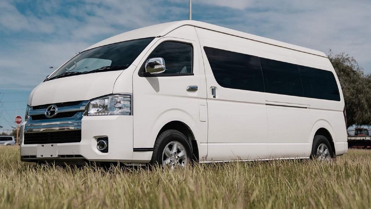 Rental Hiace Semarang untuk Wisata Religi yang Terbaik