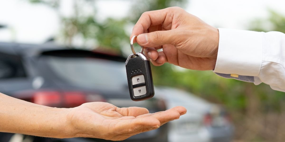 Sewa Mobil Bulanan di Kota Semarang