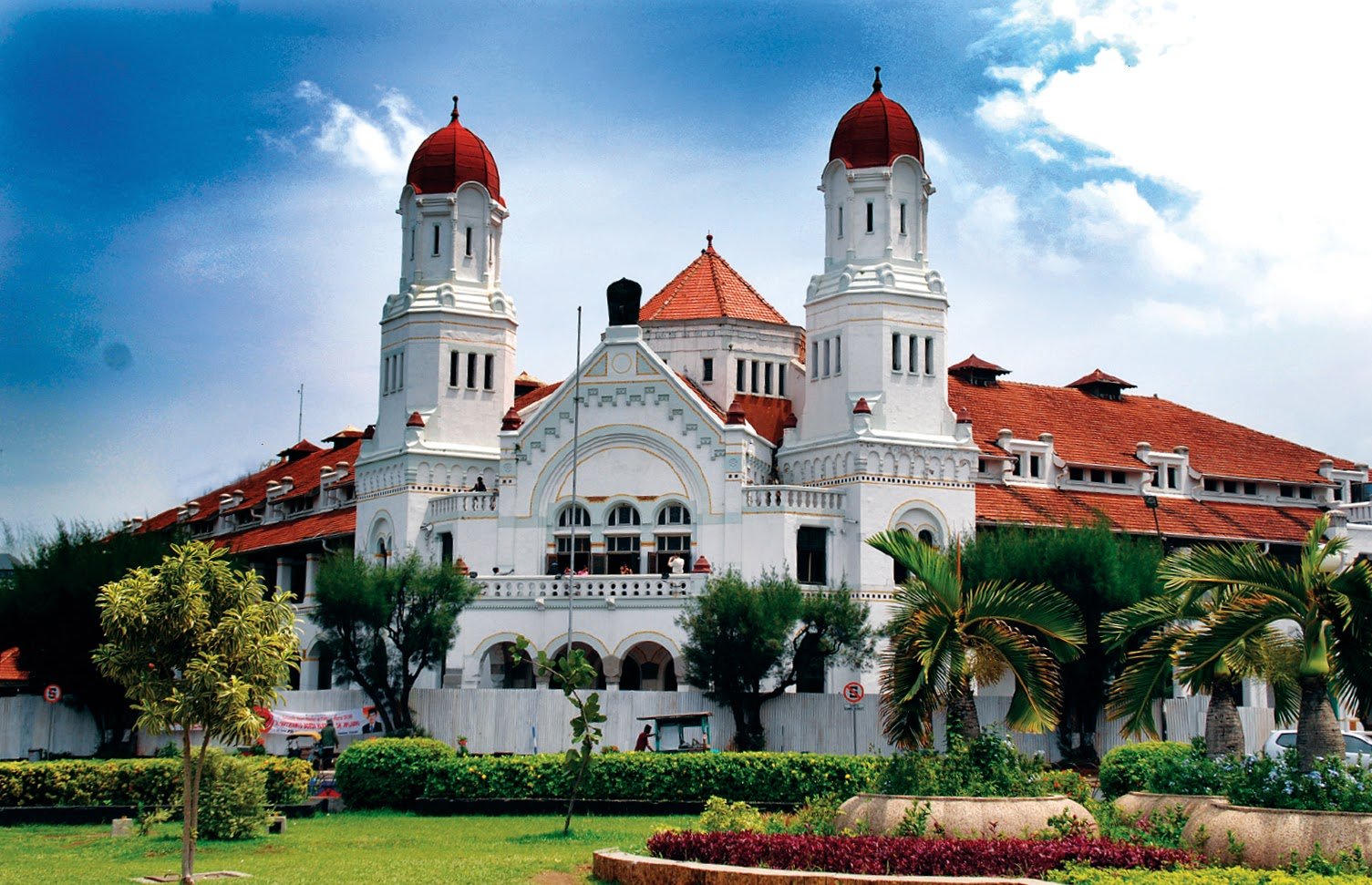 wisata lawang sewu semarang