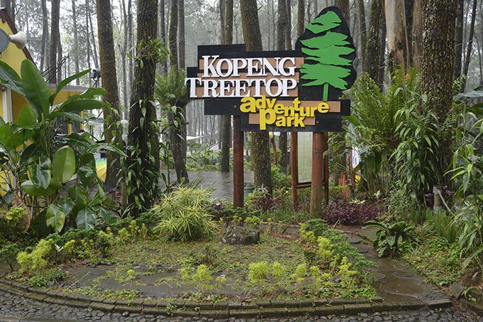 Lokasi Outbound Keluarga Semarang, Kopeng Treetop Adventure