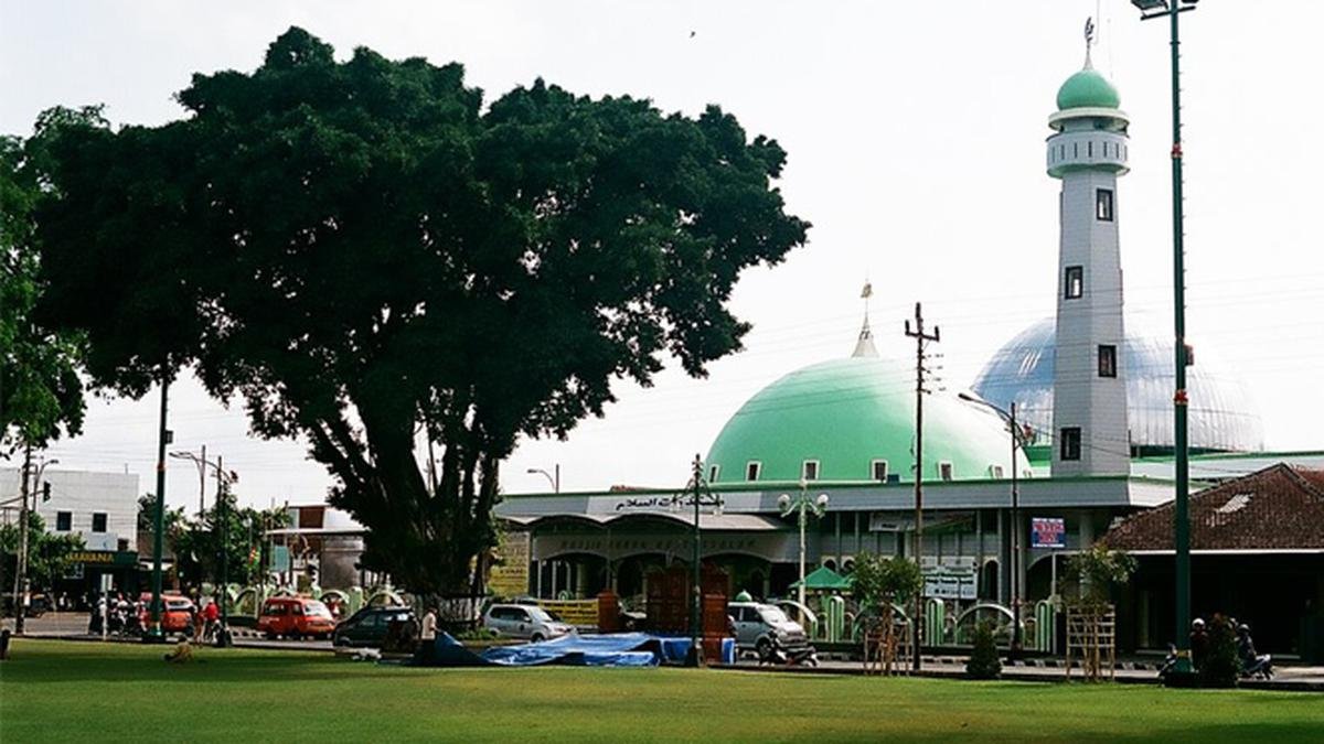 Masjid Agung Baitussalam