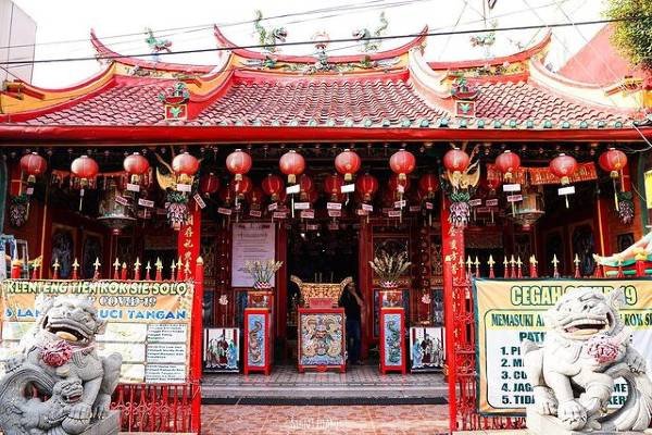 Klenteng Tien Kok Sie