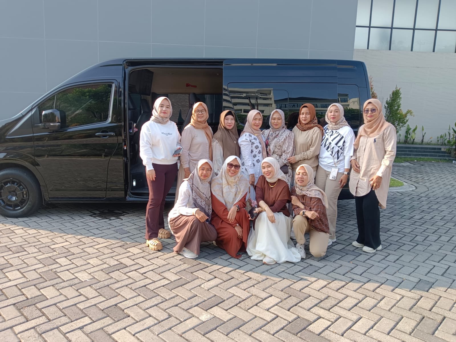 rental sewa hiace semarang
